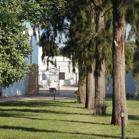 مزرعة للإقامة Masseria Pappo